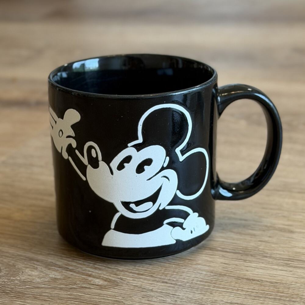 Vintage Disney Mickey Mouse Mug Black White 3D Raised Texture Puffy Graphics